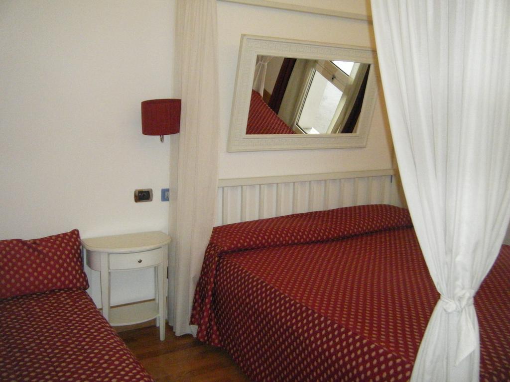 Hotel Fiera Di Brescia Dış mekan fotoğraf